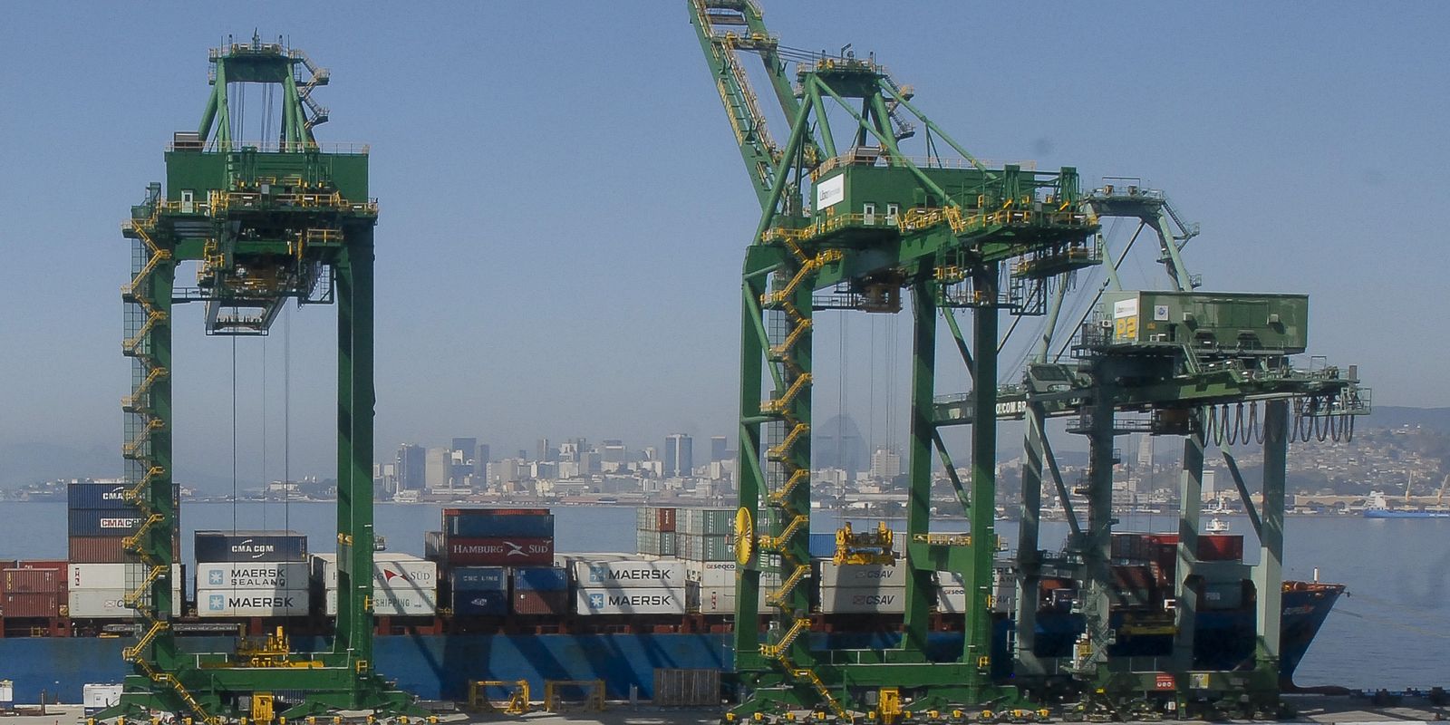 Tarifa dos EUA terá efeito limitado sobre etanol brasileiro